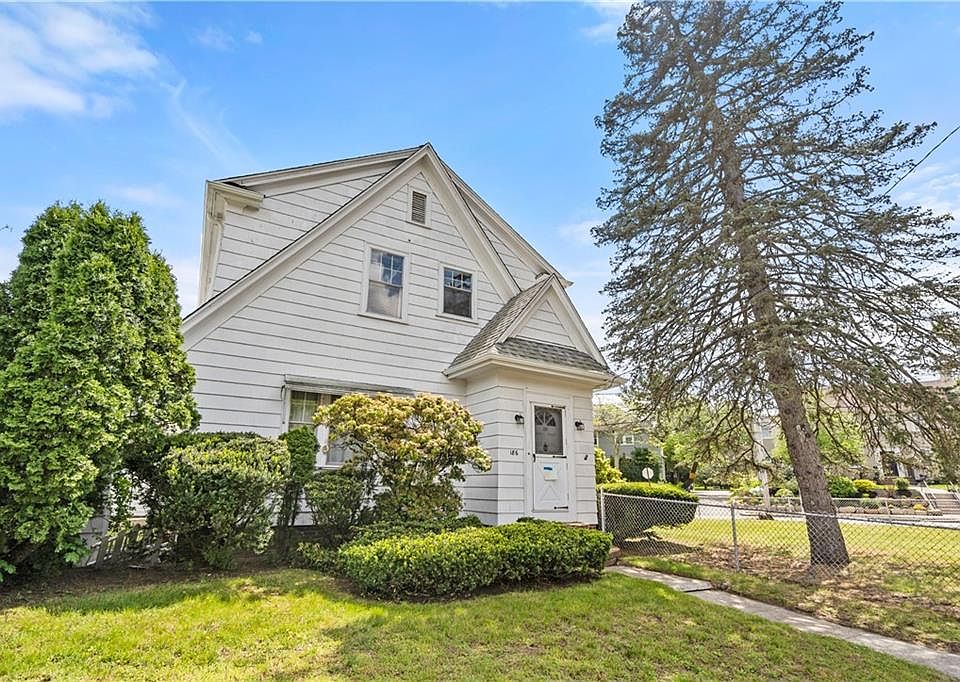 186 Bluff Ave, Cranston, RI 02905 Zillow