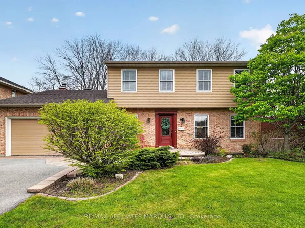 1613 Blakely Dr, Cornwall, ON K6J 5K5