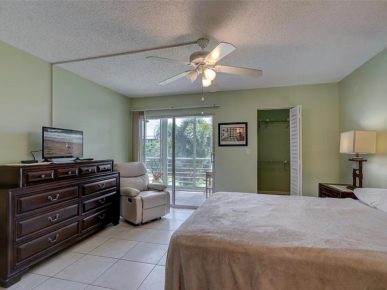 3102 Portofino Point #K3 — Photo 15