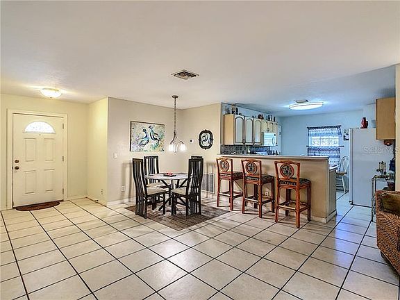 2nd image of 4112 Lenox Blvd