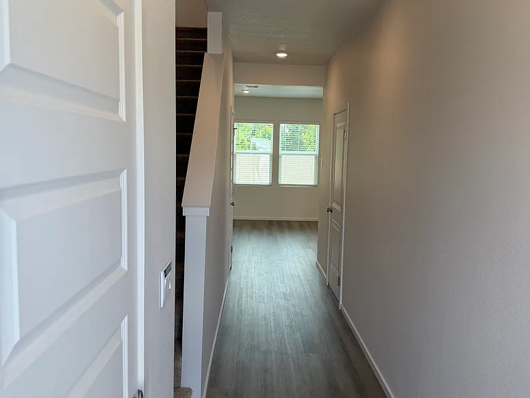 3619 S Blake Ln — Photo 2
