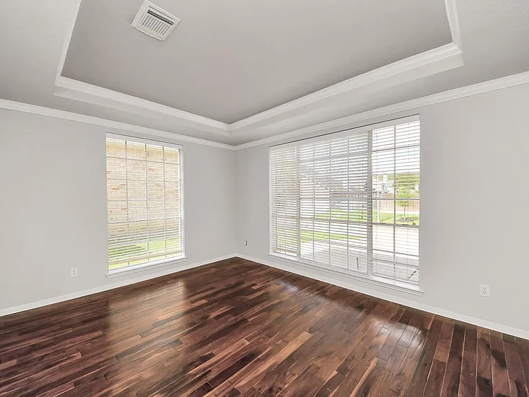 1611 Barton Creek Trl — Photo 10