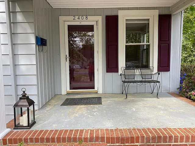2 bed, 950 sqft, $1,685 — Photo 3