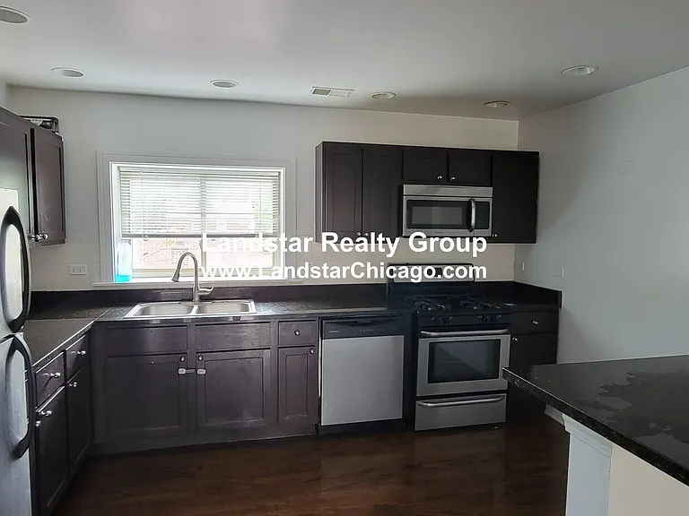 2528 W Fitch Ave #3 — Photo 1