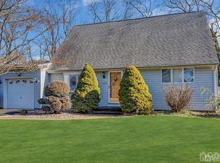 5 Pamela Rd, East Brunswick, NJ 08816