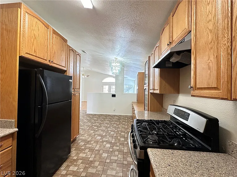 8009 Sierra Largo Dr — Photo 9