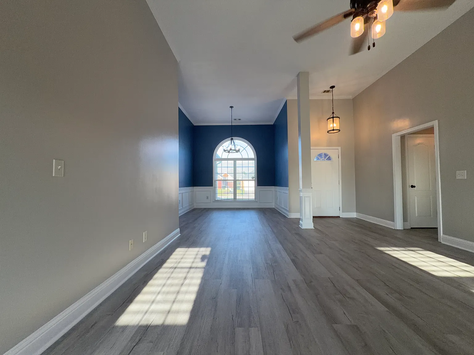 3 bed, 1709 sqft, $2,200 — Photo 4