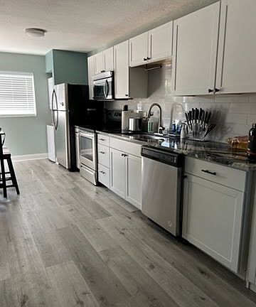 5th image of 503 E Columbus Dr APT 1