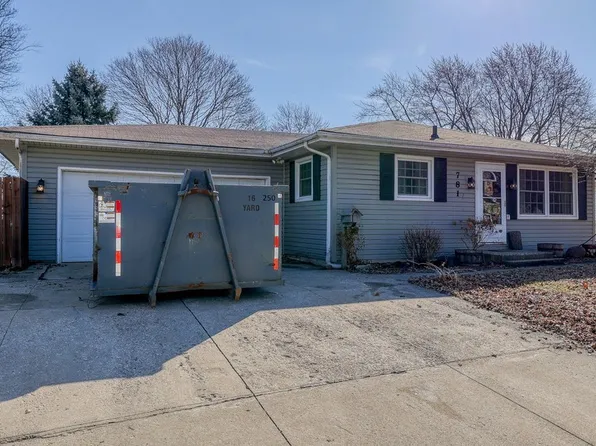 781 Sherwood Ave, Aurora, IL 60506