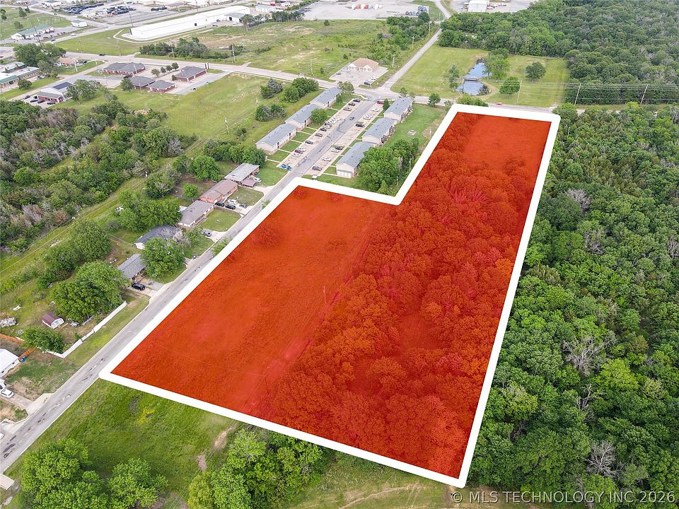 1st image of E Pierce Ave