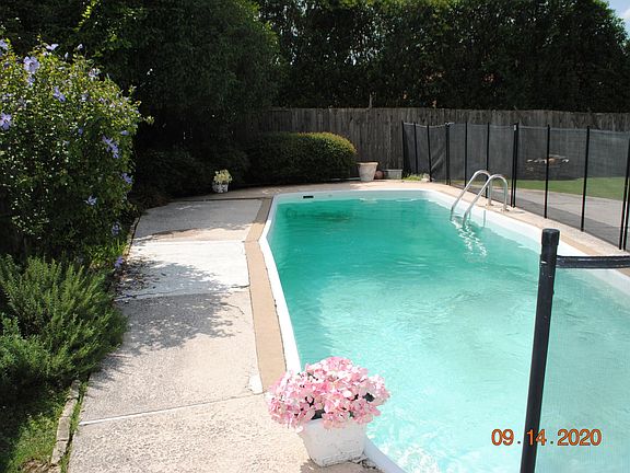 3rd image of 1912 Westlake Dr