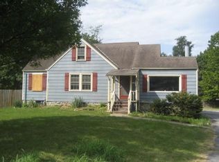 2709 S Beverly Cir, Independence, MO 64052