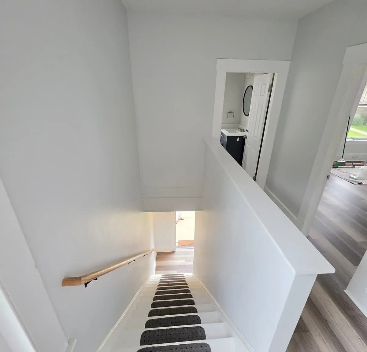4 bed, 2.0 bath, 1603 sqft, $3,000 — Photo 3