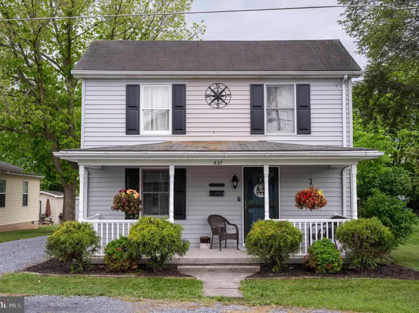 627 Ash St, Strasburg, VA 22657