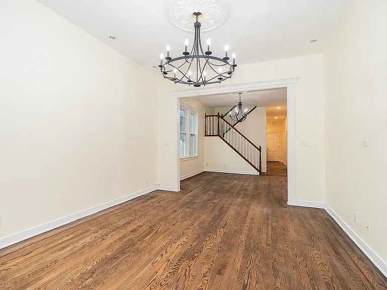 1711 W Henderson St #2 — Photo 11