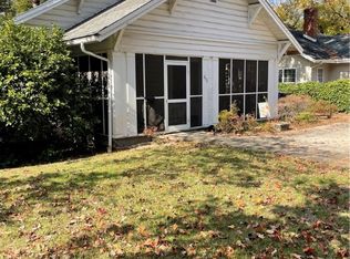 202 Grove Rd, Greenville, SC 29605