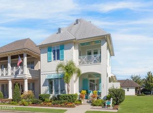 102 Shore Dr, Youngsville, LA 70592