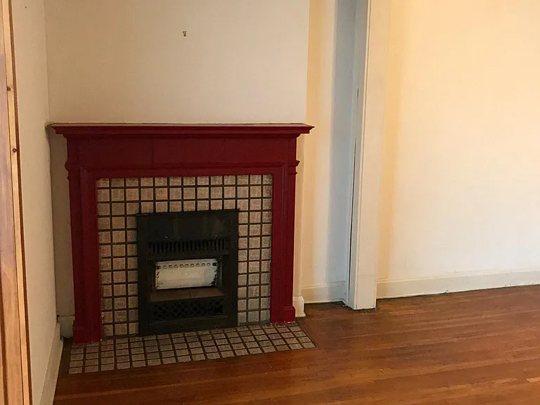 2551 Indianola Ave #1 — Photo 7