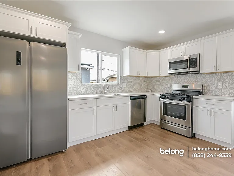 1722 L Ave — Photo 11