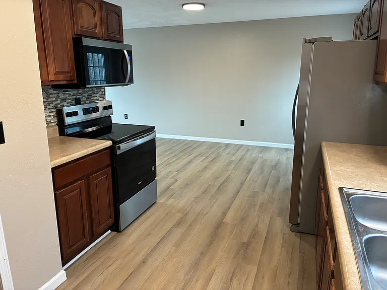 23201 Topo Dr — Photo 8