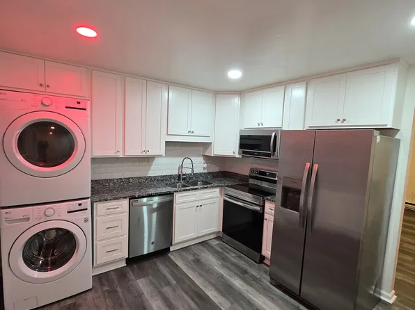 118 Forrest Ave #B, Norfolk, VA 23505