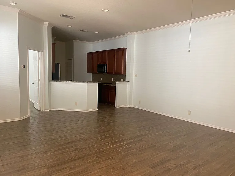 6819 Terra Rye — Photo 2