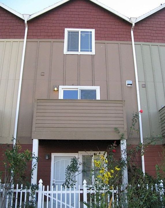 2nd image of 8740 SE Division St