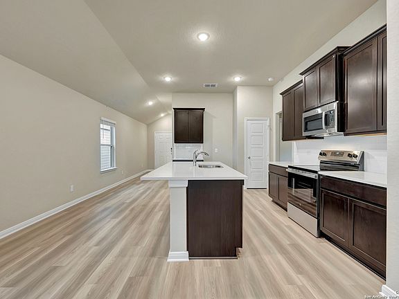 3rd image of 4255 Winston Way