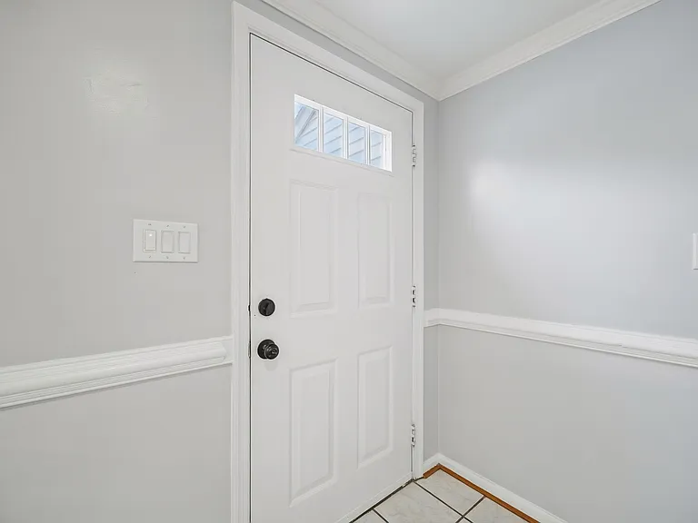 254 Weller Blvd — Photo 5