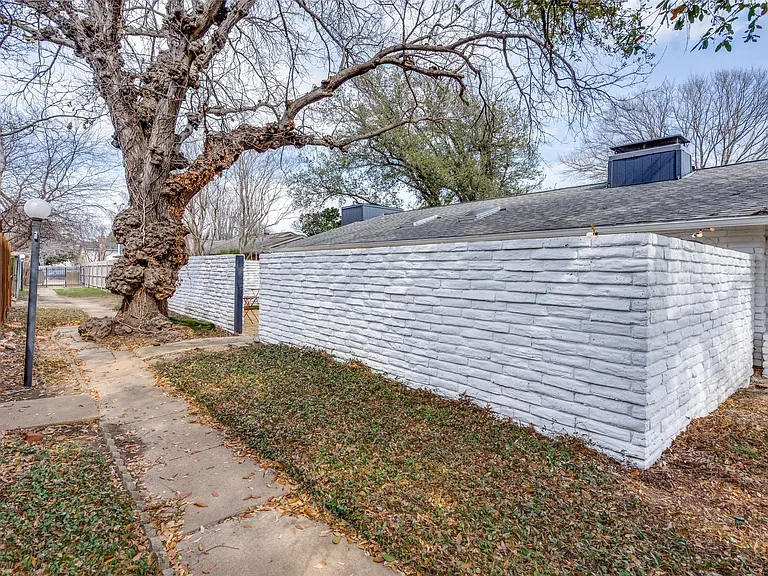 15642 Overmead Cir — Photo 22
