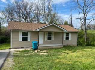 1120 4th St, Crossville, TN 38555