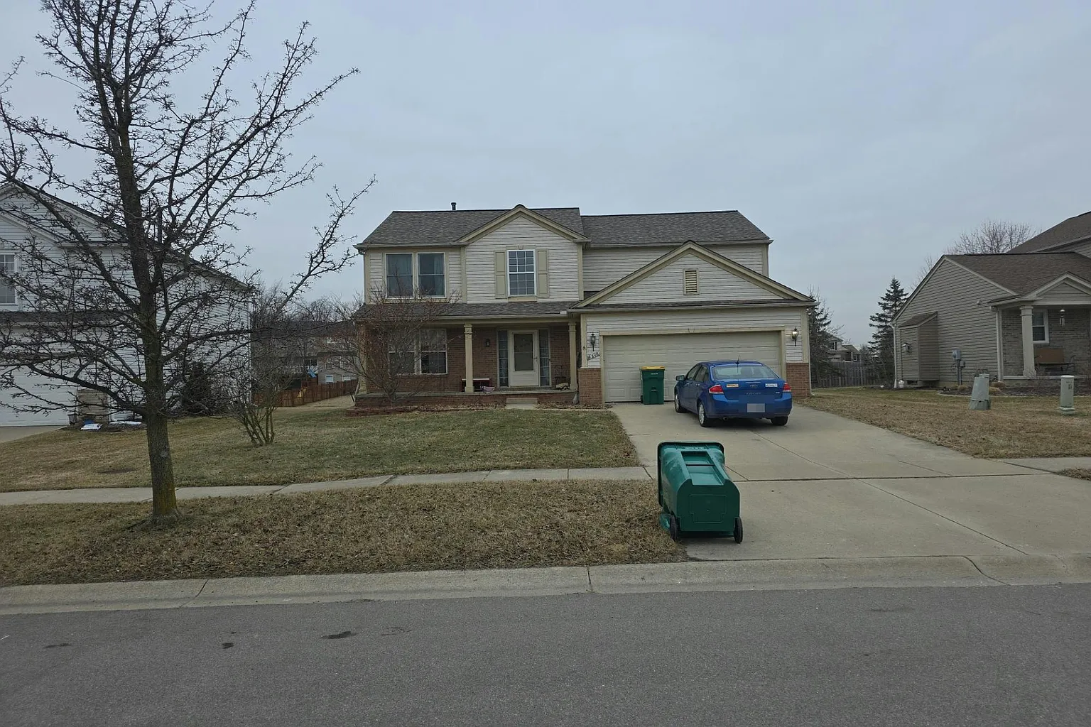 6318 Oakhurst Dr photo 1