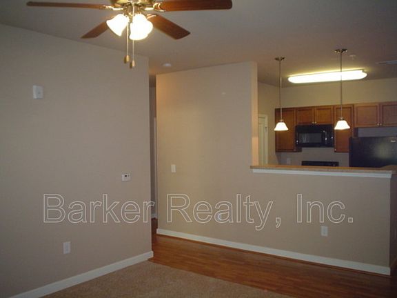 4th image of 3722-106 Burt Dr