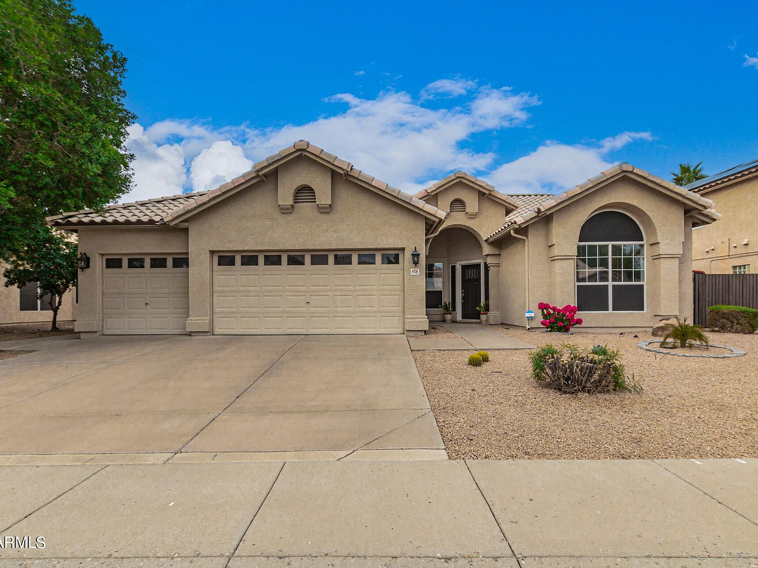 6214 W Rose Garden Ln