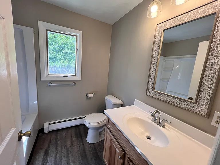 836 Sleepy Hollow Dr #A — Photo 11