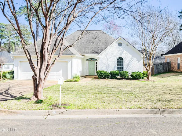 408 Autumn Creek Dr, Ridgeland, MS 39157