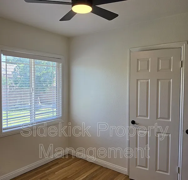 11639 Faculty Dr — Photo 14