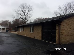 431 S 5th St, Watseka, IL 60970