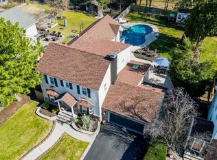 30 Bennett Ave, Rochelle Park, NJ 07662