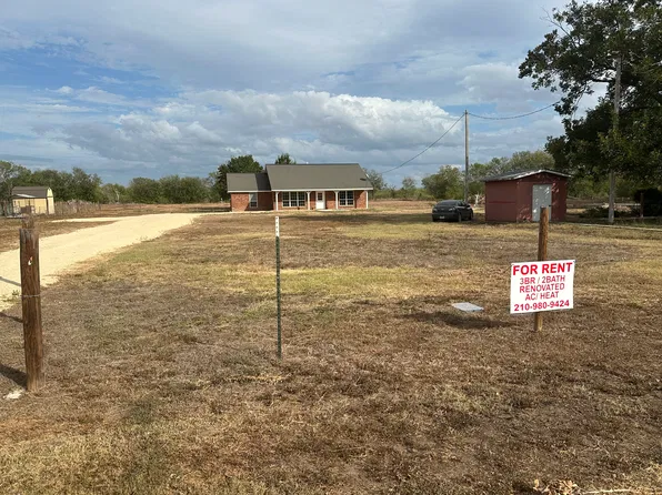 21936 Fm 463, Devine, TX 78016