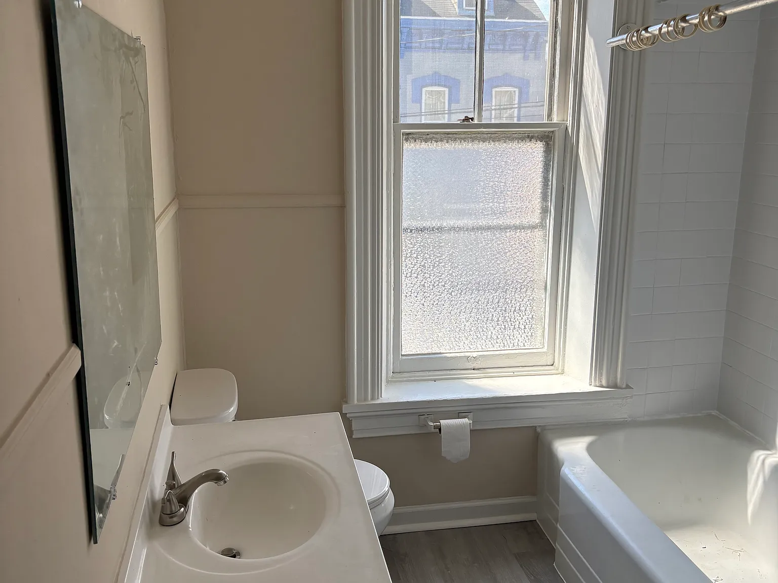2 bed, $1,295 — Photo 2