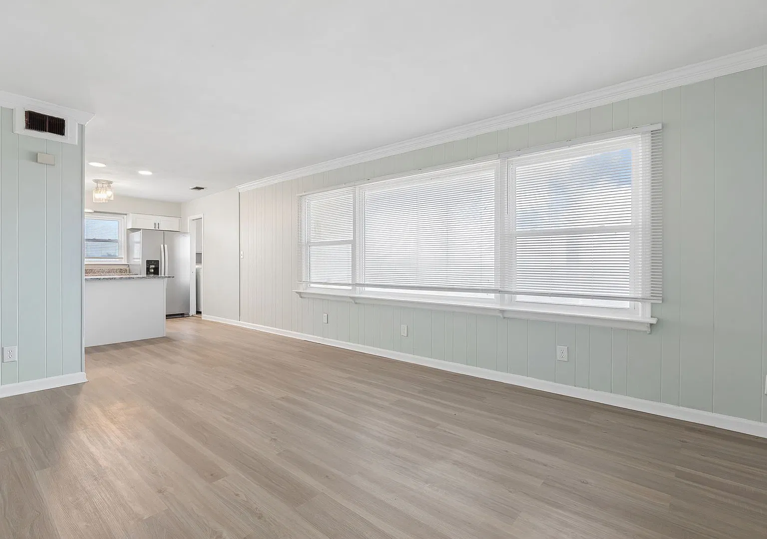 1416 E. Ocean View Avenue — Photo 4