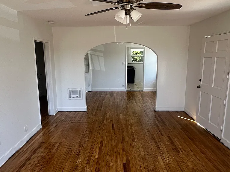 224 Plymouth Dr #224 — Photo 5
