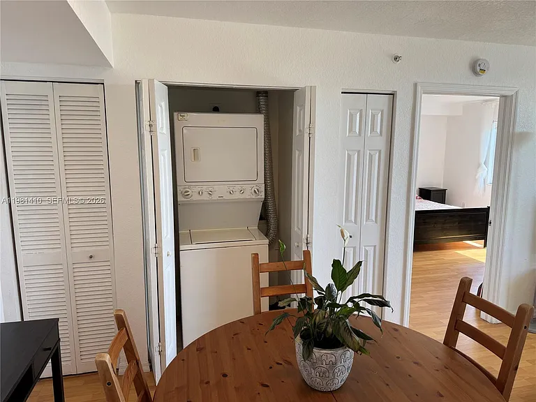 816 NW 11th St #1108 — Photo 10