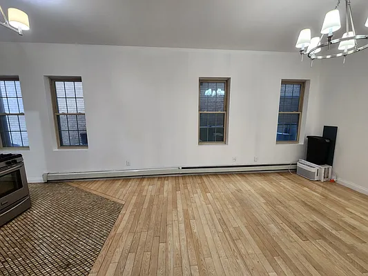 Rented by Aida Home Realty | media 6