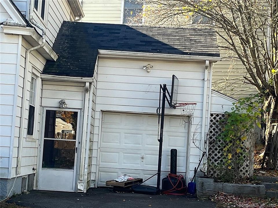 403 Oaklawn Ave, Stamford, CT 06905 MLS 170535055 Zillow