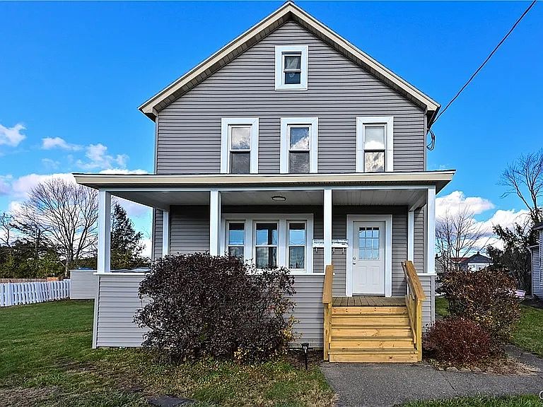 1st image of 418 Matthew St #2