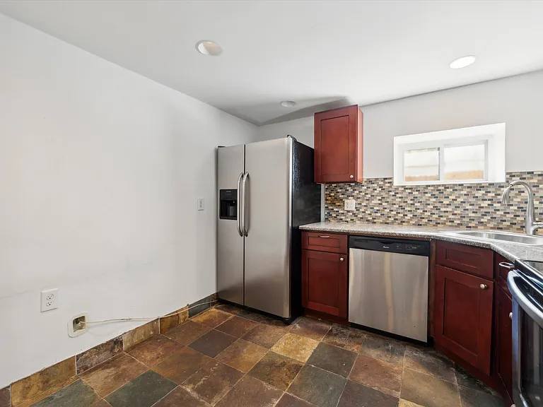 2136 Ellsworth St #1 — Photo 16