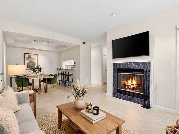 2nd image of 240 Renaissance Pkwy NE APT 211