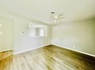 506 Saint Nicholas Dr, Cahokia, IL 62206